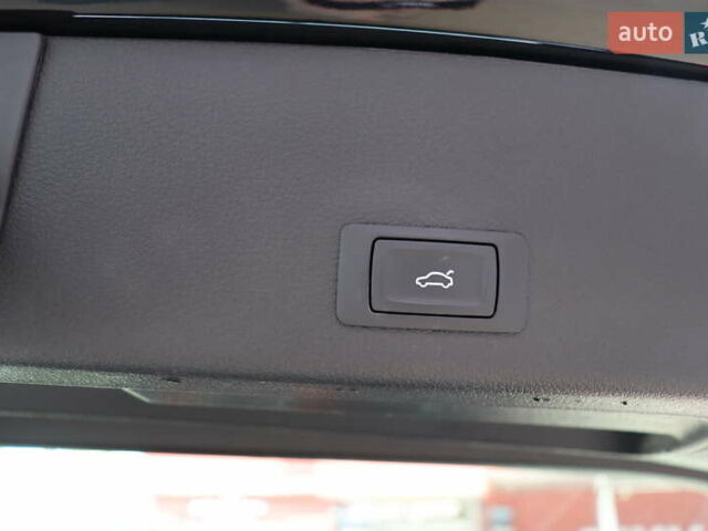 Чорний Ауді E-Tron, об'ємом двигуна 0 л та пробігом 86 тис. км за 29800 $, фото 44 на Automoto.ua