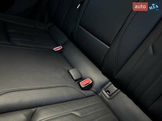 Чорний Ауді E-Tron, об'ємом двигуна 0 л та пробігом 95 тис. км за 32500 $, фото 9 на Automoto.ua