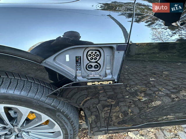 Черный Ауди E-Tron, объемом двигателя 0 л и пробегом 142 тыс. км за 36500 $, фото 4 на Automoto.ua