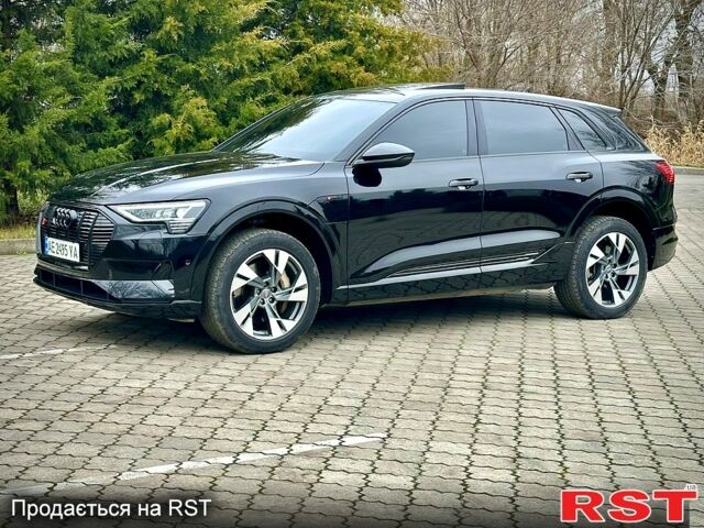Черный Ауди E-Tron, объемом двигателя 0 л и пробегом 180 тыс. км за 25000 $, фото 3 на Automoto.ua