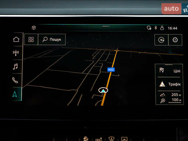Черный Ауди E-Tron, объемом двигателя 0 л и пробегом 133 тыс. км за 28900 $, фото 83 на Automoto.ua