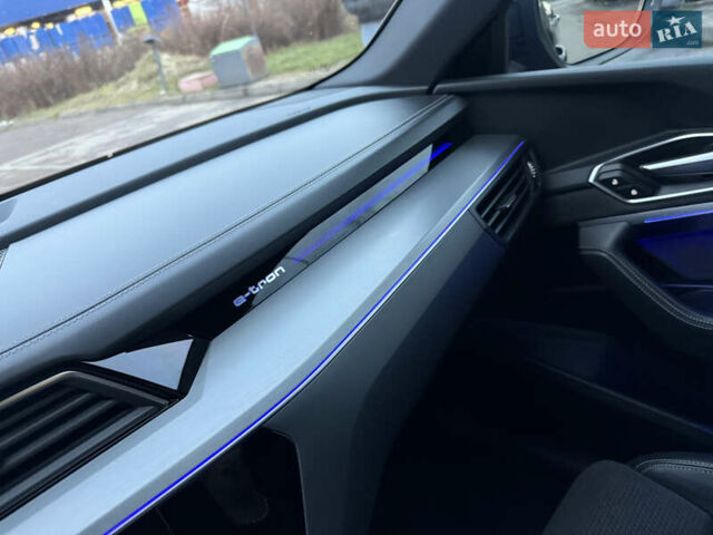 Черный Ауди E-Tron, объемом двигателя 0 л и пробегом 88 тыс. км за 29999 $, фото 99 на Automoto.ua