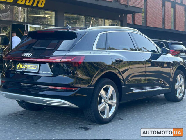 Черный Ауди E-Tron, объемом двигателя 95 л и пробегом 173 тыс. км за 28000 $, фото 5 на Automoto.ua