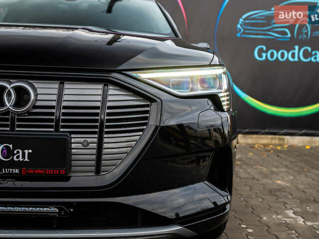 Чорний Ауді E-Tron, об'ємом двигуна 0 л та пробігом 100 тис. км за 31400 $, фото 15 на Automoto.ua