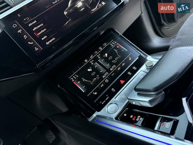 Черный Ауди E-Tron, объемом двигателя 0 л и пробегом 88 тыс. км за 29999 $, фото 65 на Automoto.ua