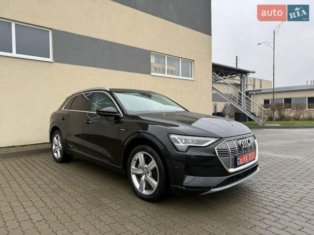 Чорний Ауді E-Tron, об'ємом двигуна 0 л та пробігом 142 тис. км за 23500 $, фото 2 на Automoto.ua