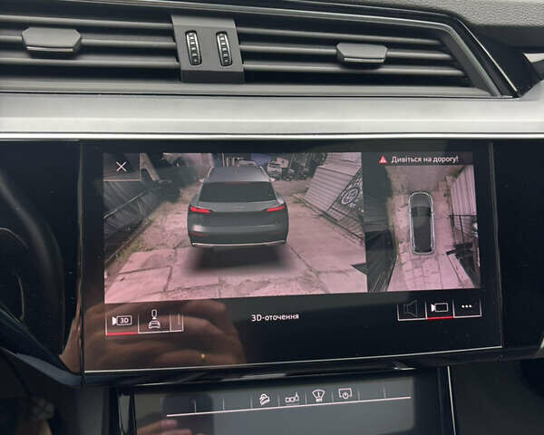 Черный Ауди E-Tron, объемом двигателя 0 л и пробегом 151 тыс. км за 27700 $, фото 34 на Automoto.ua