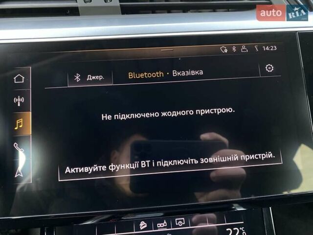 Чорний Ауді E-Tron, об'ємом двигуна 0 л та пробігом 60 тис. км за 31400 $, фото 84 на Automoto.ua