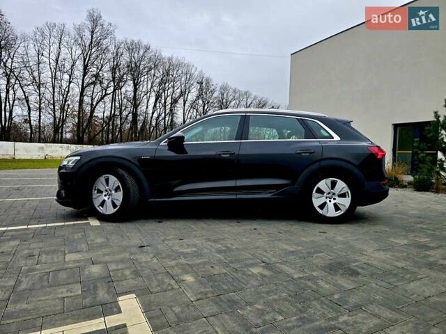 Чорний Ауді E-Tron, об'ємом двигуна 0 л та пробігом 135 тис. км за 22900 $, фото 34 на Automoto.ua