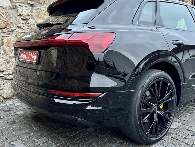 Черный Ауди E-Tron, объемом двигателя 0 л и пробегом 109 тыс. км за 28700 $, фото 21 на Automoto.ua