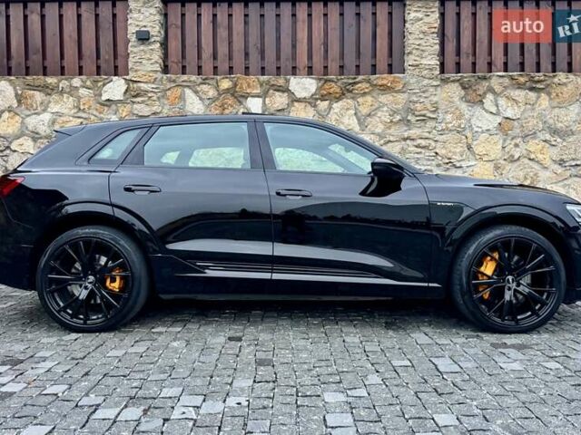 Черный Ауди E-Tron, объемом двигателя 0 л и пробегом 109 тыс. км за 28700 $, фото 8 на Automoto.ua