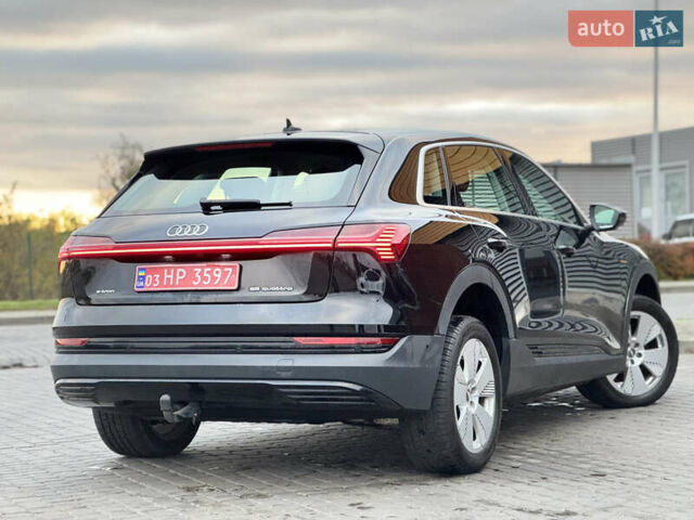Ауді E-Tron 2019 у Рівному на Automoto.ua Чорний Ауді E-Tron, об'ємом двигуна 0 л та пробігом 220 тис. км за 23500 $, фото 12 на Automoto.ua