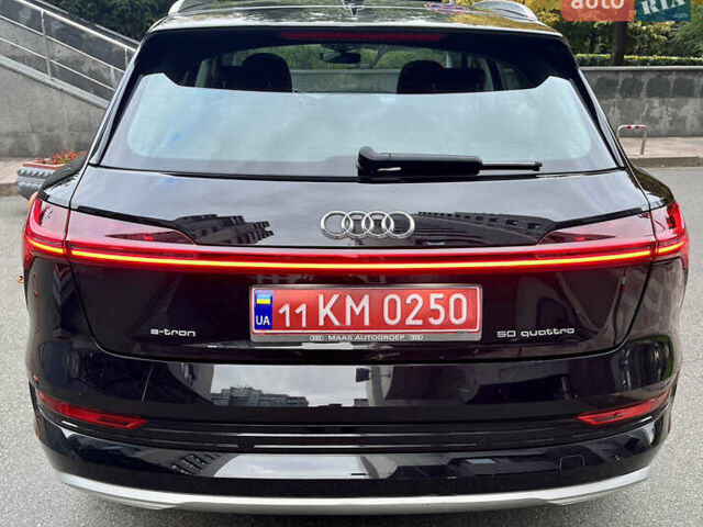 Чорний Ауді E-Tron, об'ємом двигуна 0 л та пробігом 204 тис. км за 21900 $, фото 32 на Automoto.ua