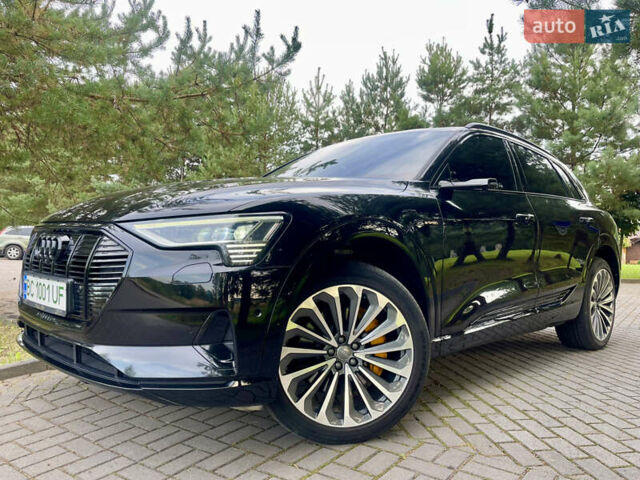 Черный Ауди E-Tron, объемом двигателя 0 л и пробегом 142 тыс. км за 37000 $, фото 2 на Automoto.ua