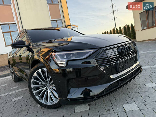 Черный Ауди E-Tron, объемом двигателя 0 л и пробегом 88 тыс. км за 29900 $, фото 3 на Automoto.ua