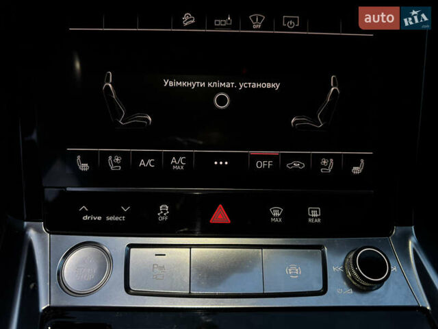 Чорний Ауді E-Tron, об'ємом двигуна 0 л та пробігом 95 тис. км за 32500 $, фото 11 на Automoto.ua