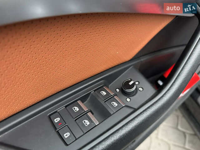 Ауді E-Tron 2019 у Рівному на Automoto.ua Чорний Ауді E-Tron, об'ємом двигуна 0 л та пробігом 220 тис. км за 23500 $, фото 32 на Automoto.ua