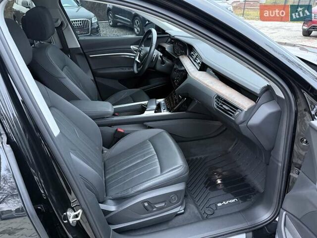 Черный Ауди E-Tron, объемом двигателя 0 л и пробегом 65 тыс. км за 29700 $, фото 36 на Automoto.ua