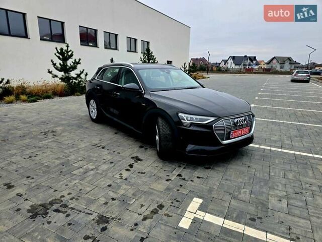 Чорний Ауді E-Tron, об'ємом двигуна 0 л та пробігом 135 тис. км за 22900 $, фото 10 на Automoto.ua