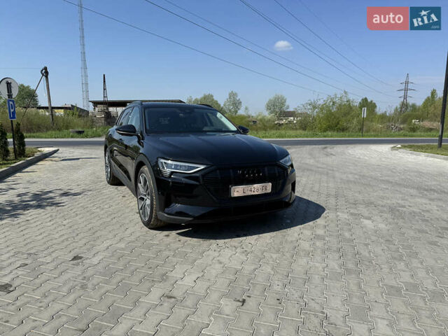 Чорний Ауді E-Tron, об'ємом двигуна 0 л та пробігом 95 тис. км за 32500 $, фото 5 на Automoto.ua