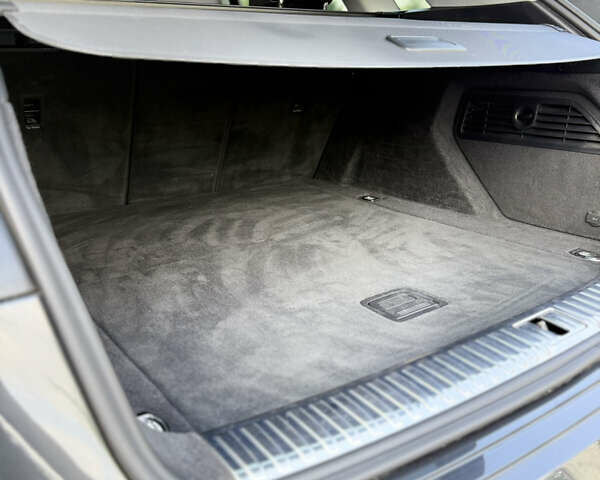 Чорний Ауді E-Tron, об'ємом двигуна 0 л та пробігом 125 тис. км за 28000 $, фото 58 на Automoto.ua