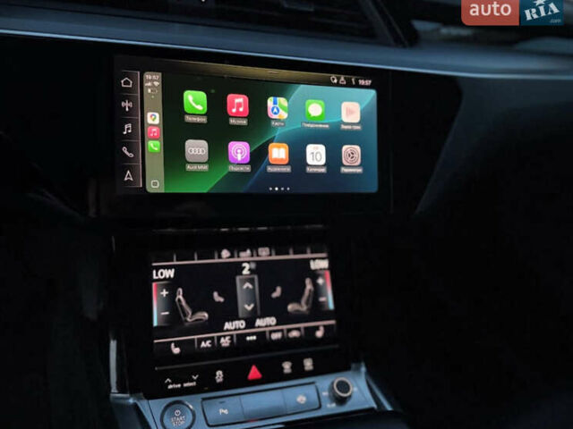 Чорний Ауді E-Tron, об'ємом двигуна 0 л та пробігом 201 тис. км за 23500 $, фото 9 на Automoto.ua