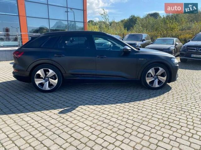Черный Ауди E-Tron, объемом двигателя 0 л и пробегом 81 тыс. км за 34950 $, фото 9 на Automoto.ua