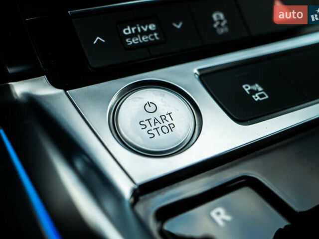 Чорний Ауді E-Tron, об'ємом двигуна 0 л та пробігом 100 тис. км за 31400 $, фото 85 на Automoto.ua