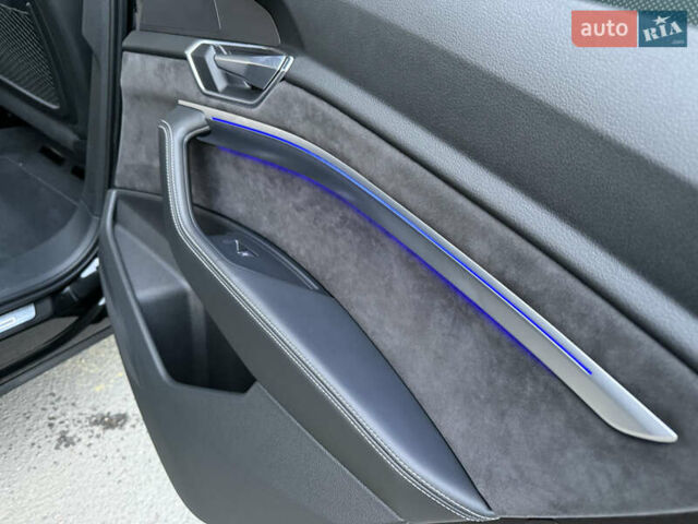 Черный Ауди E-Tron, объемом двигателя 0 л и пробегом 88 тыс. км за 29999 $, фото 75 на Automoto.ua