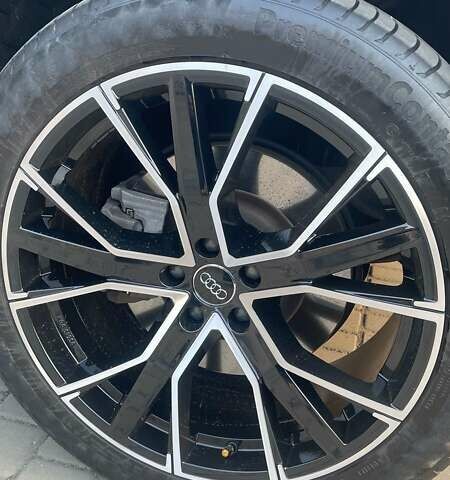 Чорний Ауді E-Tron, об'ємом двигуна 0 л та пробігом 137 тис. км за 27500 $, фото 8 на Automoto.ua