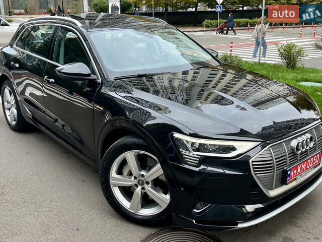 Чорний Ауді E-Tron, об'ємом двигуна 0 л та пробігом 204 тис. км за 21900 $, фото 16 на Automoto.ua