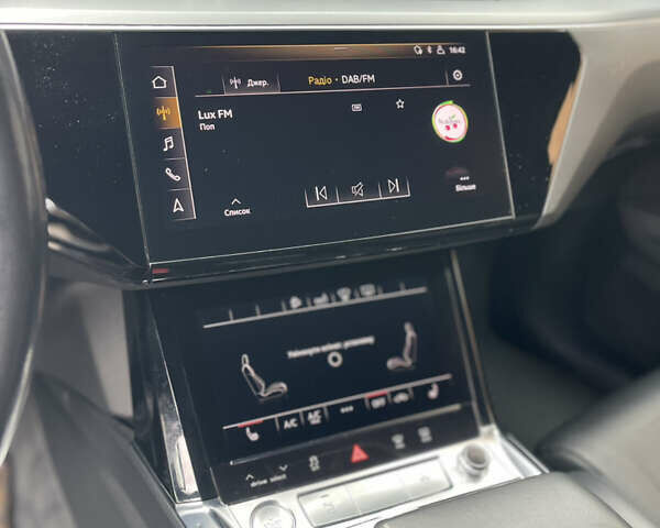 Черный Ауди E-Tron, объемом двигателя 0 л и пробегом 114 тыс. км за 28900 $, фото 22 на Automoto.ua