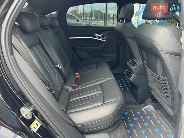 Черный Ауди E-Tron, объемом двигателя 0 л и пробегом 85 тыс. км за 30900 $, фото 43 на Automoto.ua
