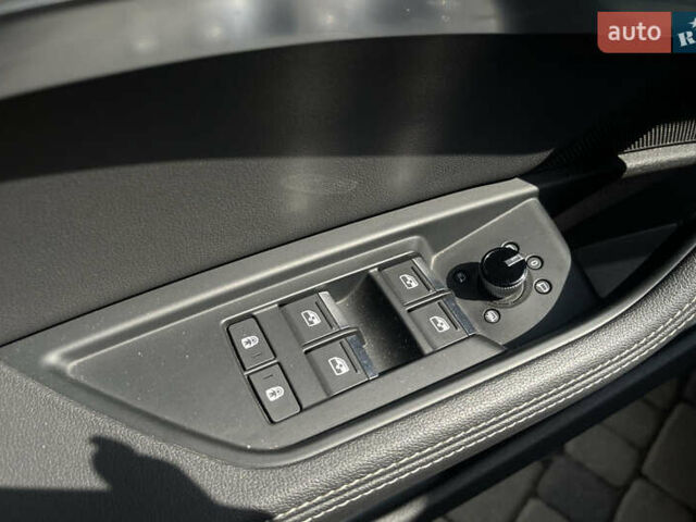 Черный Ауди E-Tron, объемом двигателя 0 л и пробегом 143 тыс. км за 29999 $, фото 15 на Automoto.ua