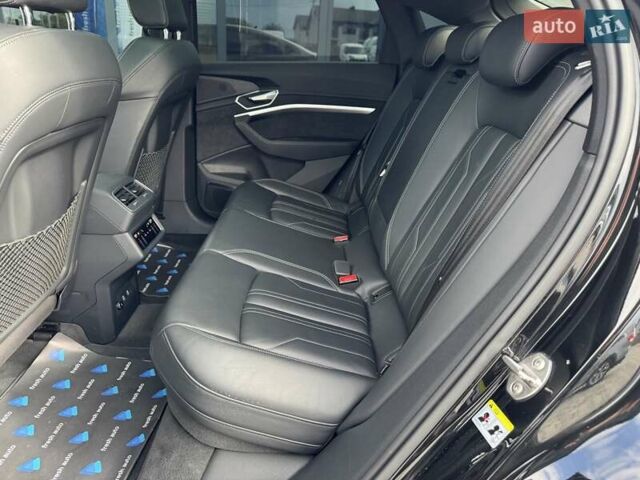 Черный Ауди E-Tron, объемом двигателя 0 л и пробегом 85 тыс. км за 30900 $, фото 27 на Automoto.ua