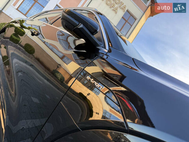 Чорний Ауді E-Tron, об'ємом двигуна 0 л та пробігом 150 тис. км за 26999 $, фото 16 на Automoto.ua