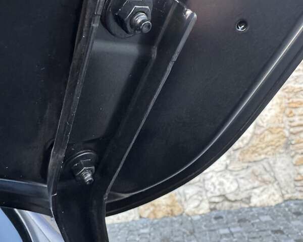 Чорний Ауді E-Tron, об'ємом двигуна 0 л та пробігом 253 тис. км за 24200 $, фото 74 на Automoto.ua