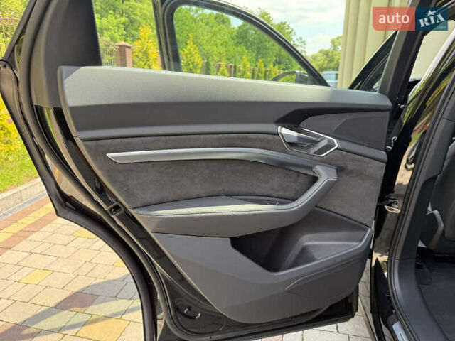 Черный Ауди E-Tron, объемом двигателя 0 л и пробегом 200 тыс. км за 26500 $, фото 25 на Automoto.ua