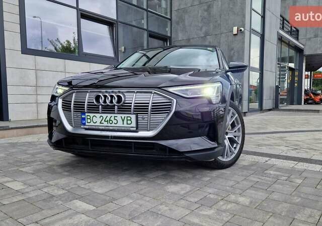 Черный Ауди E-Tron, объемом двигателя 0 л и пробегом 36 тыс. км за 26400 $, фото 34 на Automoto.ua