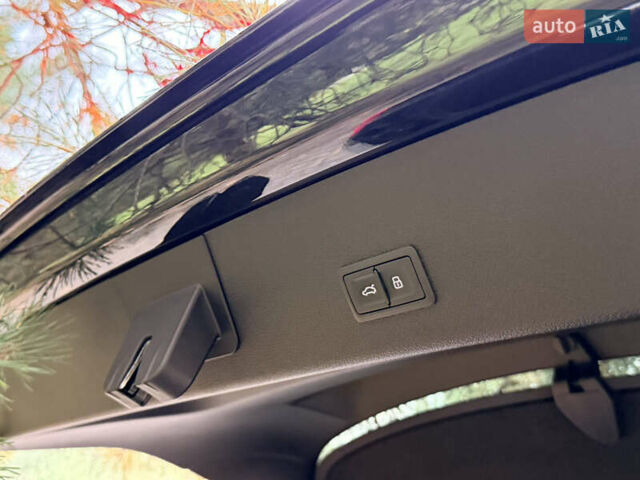 Черный Ауди E-Tron, объемом двигателя 0 л и пробегом 155 тыс. км за 33300 $, фото 28 на Automoto.ua