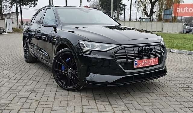 Чорний Ауді E-Tron, об'ємом двигуна 0 л та пробігом 120 тис. км за 33500 $, фото 7 на Automoto.ua
