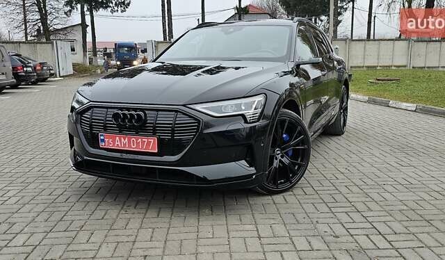 Чорний Ауді E-Tron, об'ємом двигуна 0 л та пробігом 120 тис. км за 33500 $, фото 11 на Automoto.ua