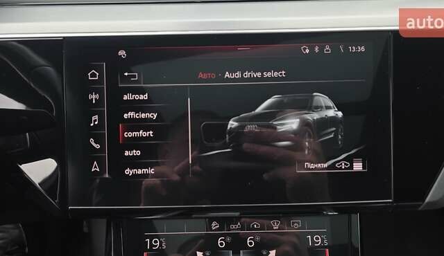 Чорний Ауді E-Tron, об'ємом двигуна 0 л та пробігом 138 тис. км за 29900 $, фото 75 на Automoto.ua