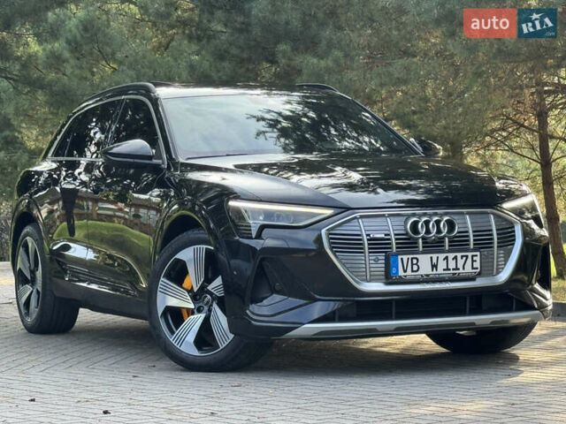Чорний Ауді E-Tron, об'ємом двигуна 0 л та пробігом 170 тис. км за 28800 $, фото 1 на Automoto.ua