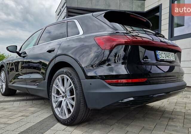 Черный Ауди E-Tron, объемом двигателя 0 л и пробегом 36 тыс. км за 26000 $, фото 35 на Automoto.ua