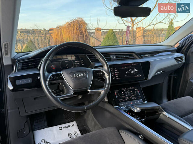 Чорний Ауді E-Tron, об'ємом двигуна 0 л та пробігом 150 тис. км за 25900 $, фото 89 на Automoto.ua