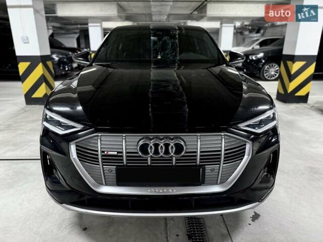 Черный Ауди E-Tron, объемом двигателя 0 л и пробегом 95 тыс. км за 30900 $, фото 18 на Automoto.ua