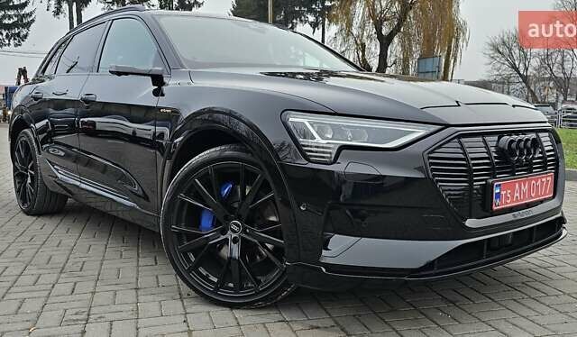 Чорний Ауді E-Tron, об'ємом двигуна 0 л та пробігом 120 тис. км за 33500 $, фото 2 на Automoto.ua