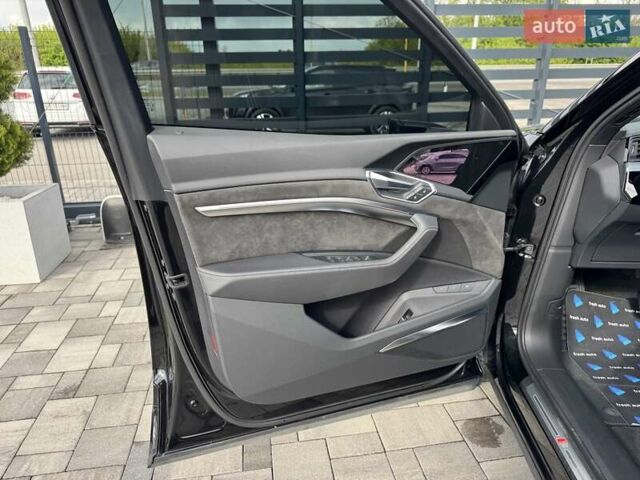 Черный Ауди E-Tron, объемом двигателя 0 л и пробегом 85 тыс. км за 30900 $, фото 14 на Automoto.ua