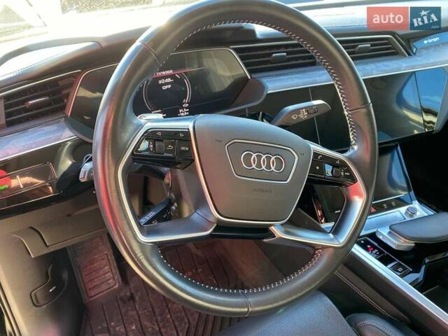 Черный Ауди E-Tron, объемом двигателя 0 л и пробегом 61 тыс. км за 36500 $, фото 13 на Automoto.ua